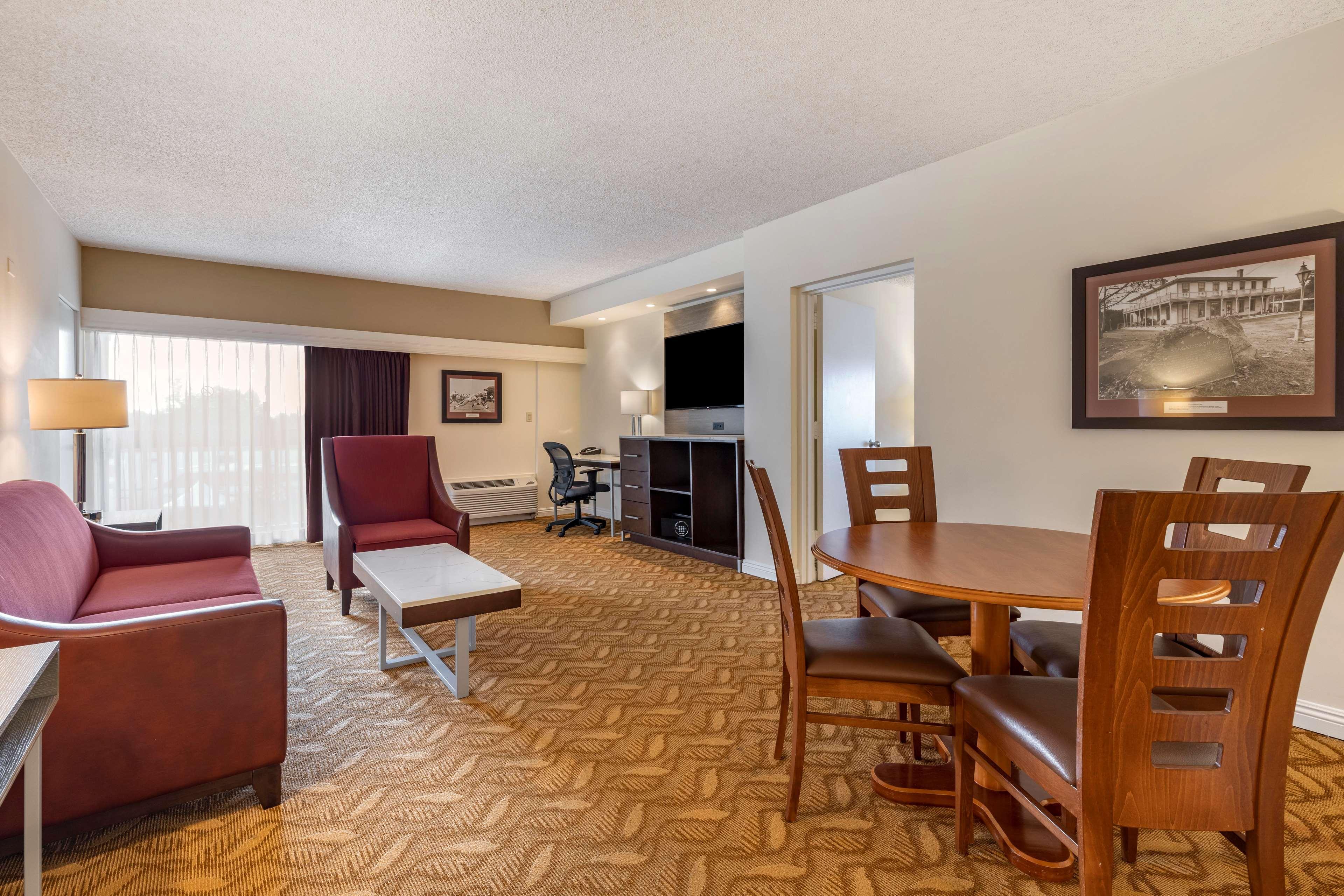 Best Western Plus Thousand Oaks Inn Exterior foto